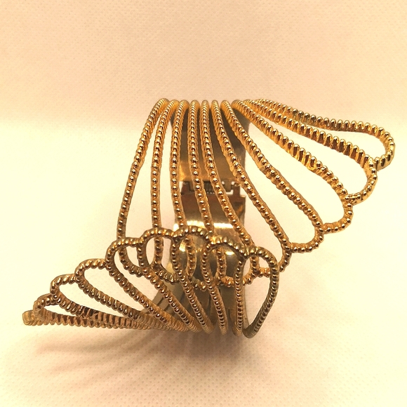 Angel wing tension bracelet - Picture 2 of 4